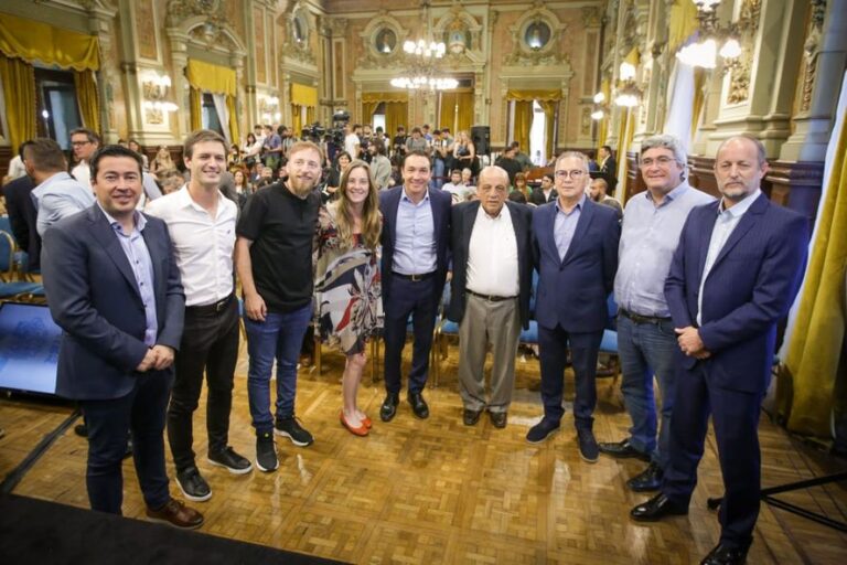 Los intendentes se entusiasman con el control de precios y se sumaron los de la costa