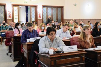 Concejales del Frente de Todos de Olavarría denunciaron irregularidades en la venta de una calle a una cementera 