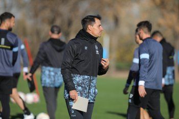 Guillermo Farré, DT del Belgrano líder de la Primera Nacional será el rival de Estudiantes por Copa Argentina