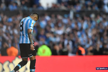 Momento dramático: Galván falla el penal que le pudo dar el título a Racing.