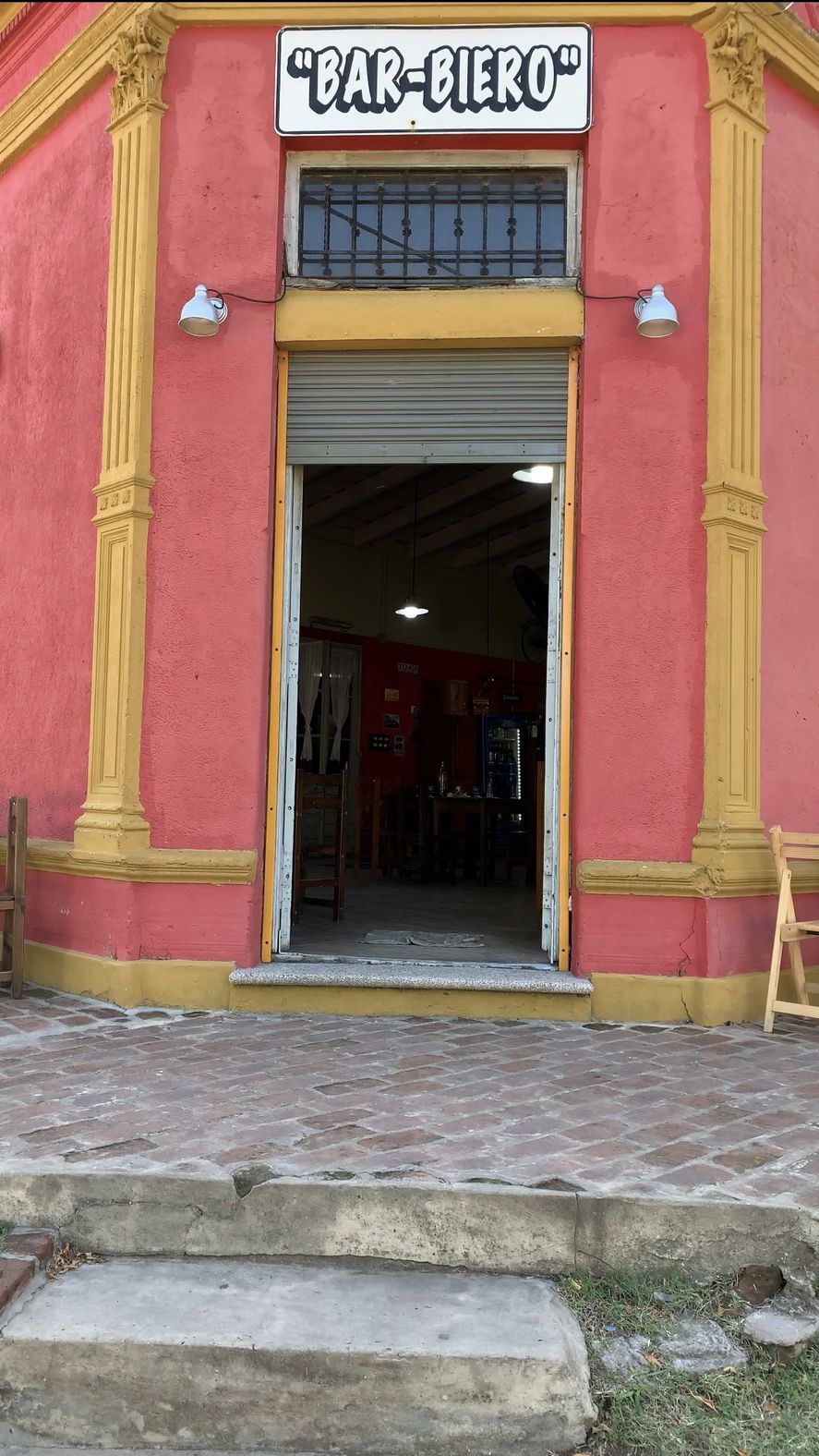 General Rivas En su recorrida bonaerense el joven Guido Rodríguez propone donde para a comer en 10 pueblos pequeños de 10 distritos diferentes en el interior de la provincia de Buenos Aires 