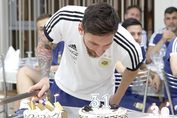 amor, admiracion e ilusion: los mejores saludos a messi en su cumpleanos 35