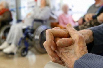 vuelven las visitas a los geriatricos en la provincia