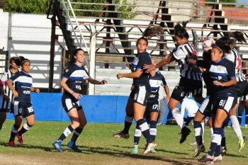 El fútbol femenino de Gimnasia igualó como visitante. (Foto: prensa El Porvenir)