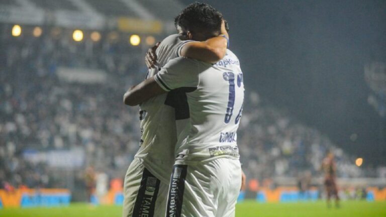 Gimnasia piensa despegar ante Central Córdoba