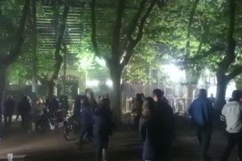 Hinchas de Gimnasia que se quedaron sin ingresar al Bosque