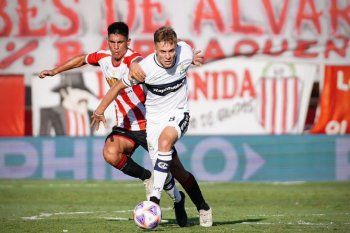 Gimnasia en su visita a Barracas Central por la Liga Profesional (Foto: Gimnasia)
