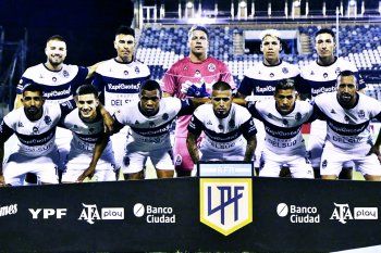 gimnasia dejo todo y se despidio con la frente en alto