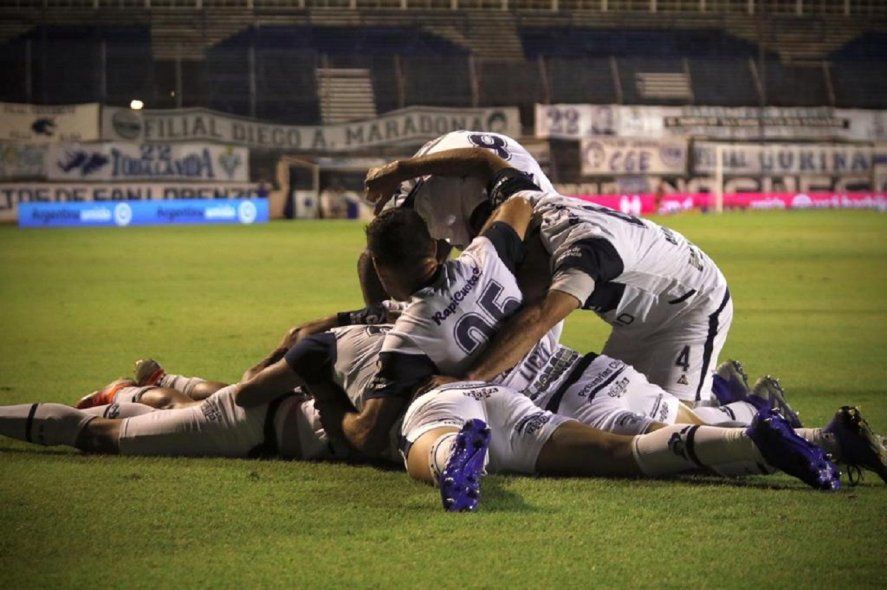 Bruno Palazzo marcó el segundo gol de Gimnasia ante Talleres