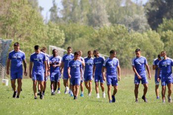 El plantel de Gimnasia que dirige Néstor Gorosito (Prensa GELP)