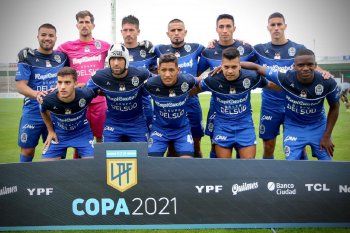 Formación de Gimnasia para visitar a Sarmiento