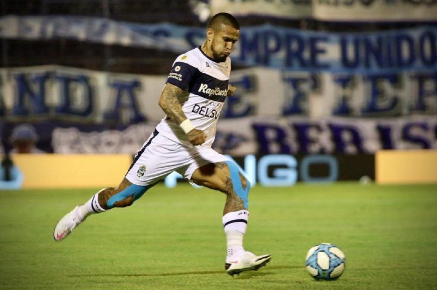 Ayala quiere jugar en Gimnasia, pero es muy complicado que llegue.
