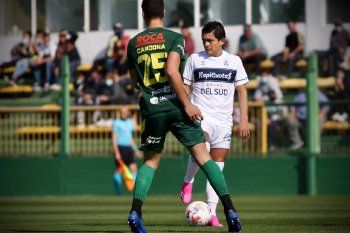 Gimnasia con el Pulga Rodríguez visitó a Defensa y Justicia
