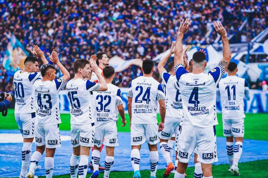 Gimnasia deberá ganar ante Vélez para seguir a un punto de la cima.