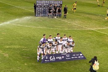 Gimnasia en el estadio Nuevo Monumental de Rafaela para enfrentar a Flandria por Copa Argentina