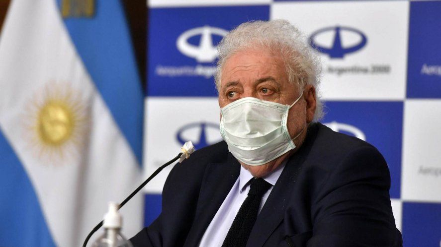 Vacunación VIP: el ex ministro González García fue imputado por la Justicia
