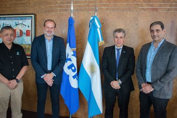 expectativa en bahia blanca por el avance de la ley que impulsa la produccion de gnl