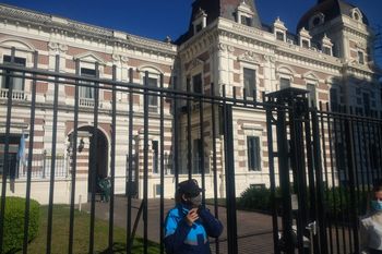 se oficializo la renuncia del segundo de federico thea