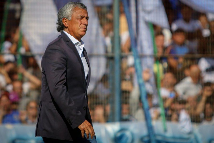 Néstor Gorosito en el Bosque, durante el Clásico entre Gimnasia y Estudiantes. (Foto: Prensa GELP)