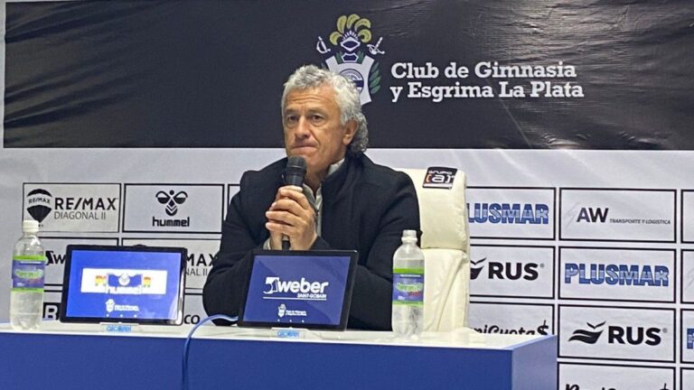 Gimnasia: Néstor Gorosito y el conflicto salarial