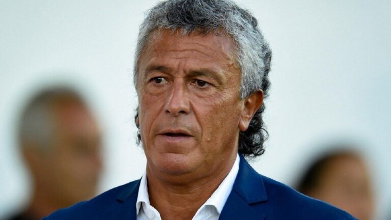 Gimnasia: Néstor Gorosito probó el equipo y definió la lista
