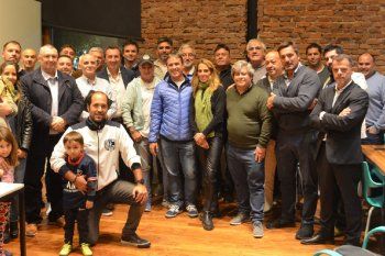 Integrantes del Grupo Malvinas de Gimnasia