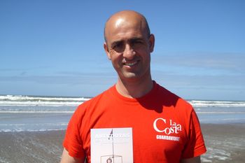 Alejandro Mittica es el autor del libro Anécdotas de Guardavidas.