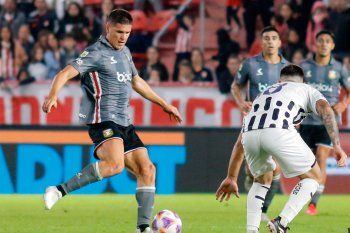 Guido Carrillo, ante Talleres. También es baja en Estudiantes.