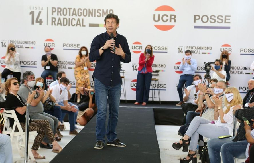 Gustavo Posse lanzó su campaña electoral desde la Legislatura