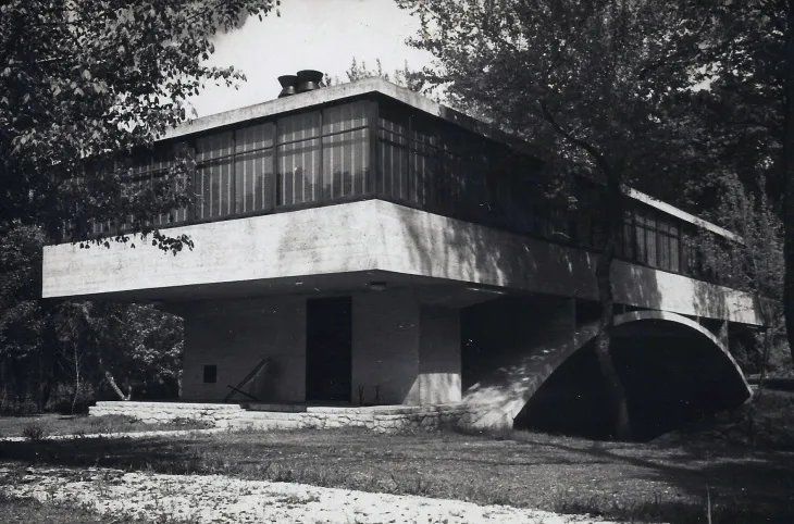La "Casa del puente" o "Casa sobre el arroyo", un tesoro arquitectónico de Mar del Plata