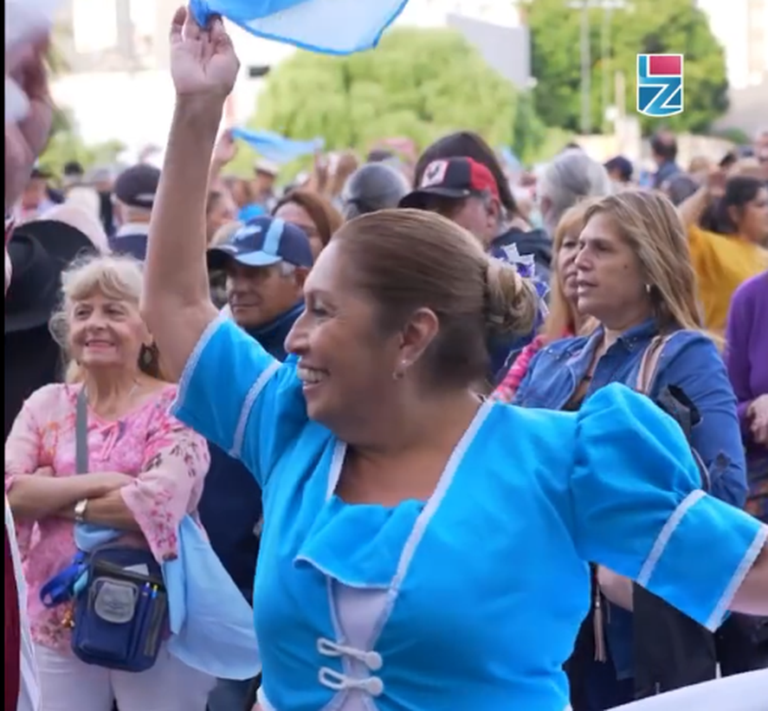 Lomas de Zamora celebra el 25 de mayo con desfiles, peña y más