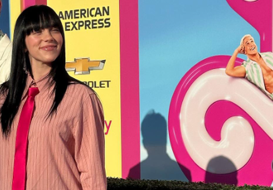 Billie Eilish en el estreno de Barbie, la película en Los Ángeles, California