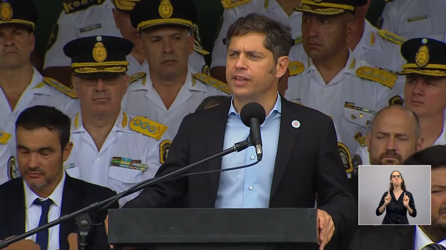 Axel Kicillof en el acto por el Día de la Policía bonaerense Axel Kicillof en el acto por el Día de la Policía bonaerense