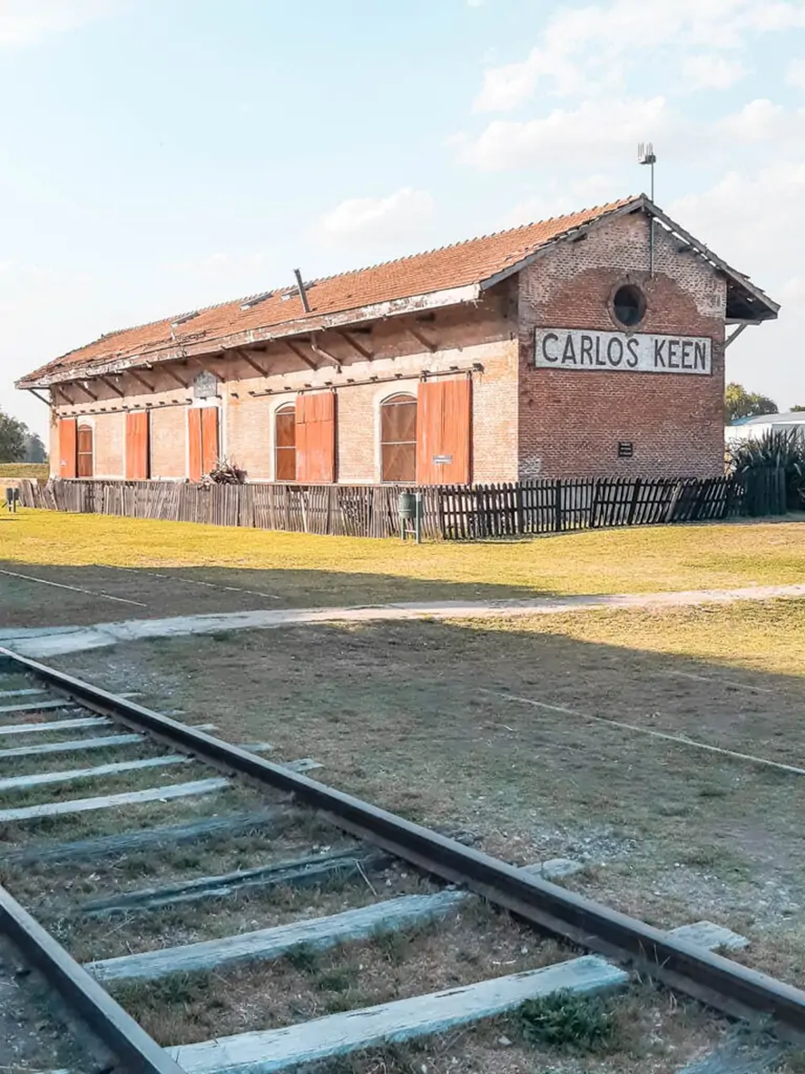 La histórica estación ferroviaria de Carlos Keen, pueblo perteneciente al partido de Luján.
