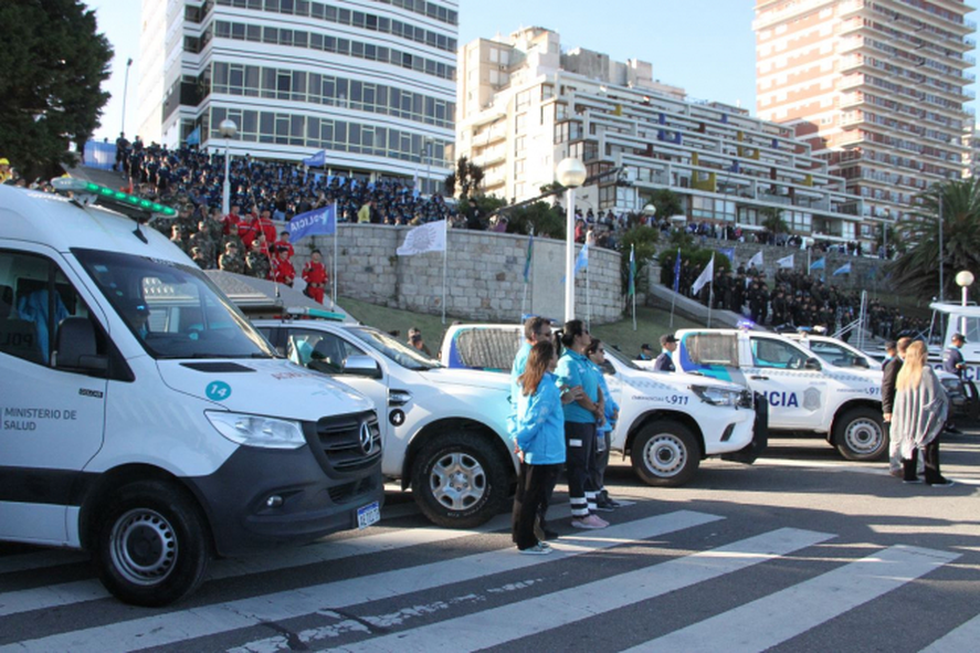 1300 profesionales de la salud se sumaron a hospitales y postas sanitarias para reforzar la atención ante la llegada de gran cantidad de turistas.