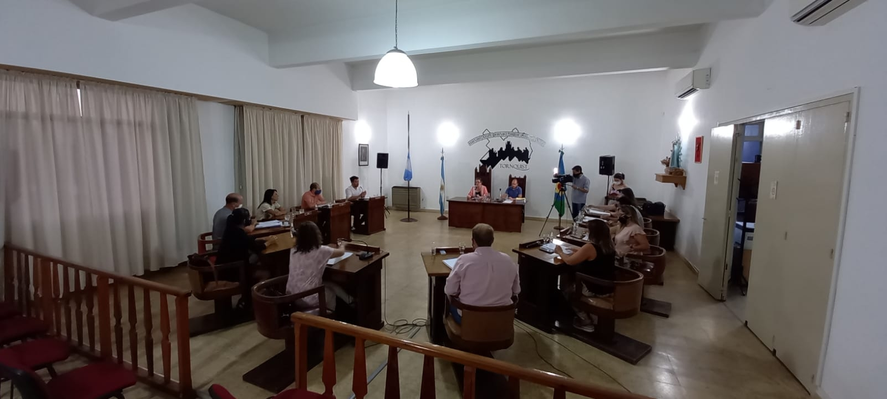 Concejales de Juntos y el Frente de Todos le pidieron al intendente de Tornquist, Sergio Bordoni, que desvincule al delegado de Sierra de la Ventana. Foto: Radio Reflejos