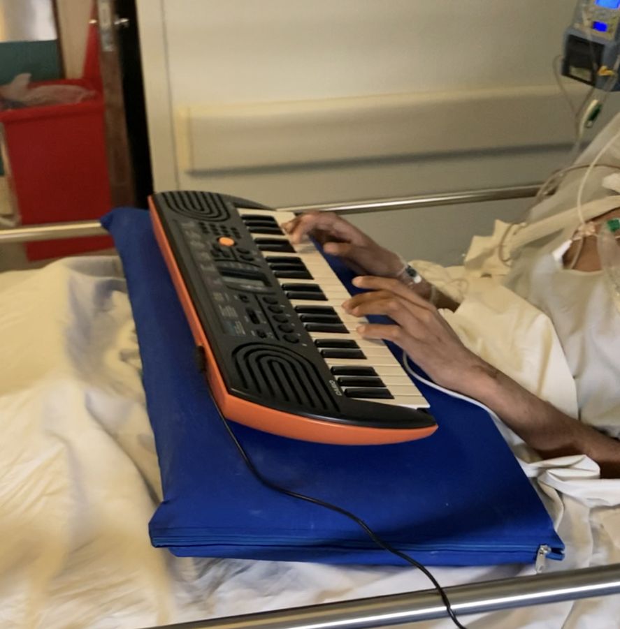 Musicoterapia en el Hospital de Esteban Echeverría.