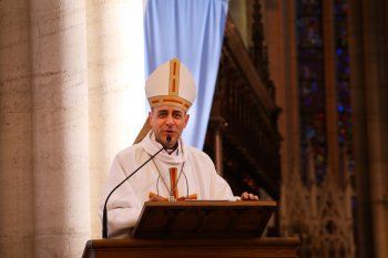 Tucho Fernández, referente de la Iglesia, dio una dura advertencia al presidente