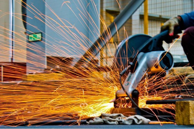 Efecto pandemia: la industria cayó 5,5% durante el 2020