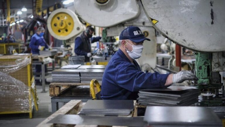 La industria manufacturera bonaerense creció 19,8%