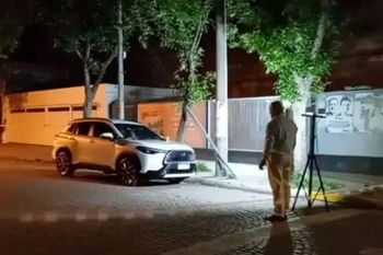un odontologo y su hijo balearon a un intentende cordobes a la salida de una fiesta