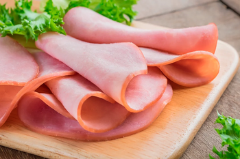 Jamón cocido sin garantía de ser apto para el consumo. 