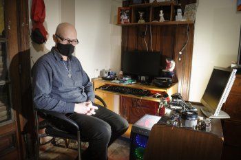 Jorge Baiz era cafetero, estuvo 5 años en la cárcel y luego volver a emprender. Ahora arma computadoras.