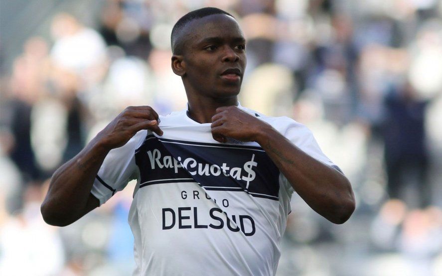 Johan Carbonero en Gimnasia