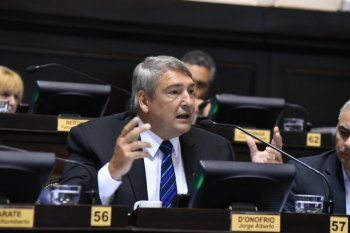 El massismo le respondió a Lombardi en el marco de la discusión por la vacunación
