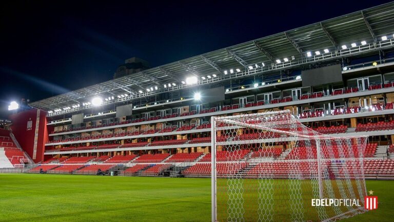 Estadios en Argentina: ¿Demoler y construir o renovar?
