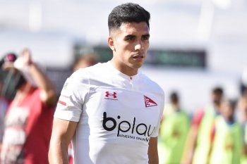 Jorge Rodríguez se lesionó en la práctica de Estudiantes.