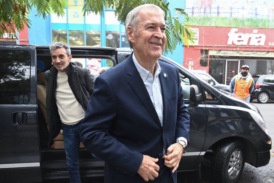 Juan Schiaretti recibió a Estela de Carlotto antes del balotaje