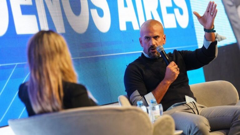 El modelo Verón: del “Estudiantes es mi vida” a las SAD, la lucha contra el sistema y los “aliados”