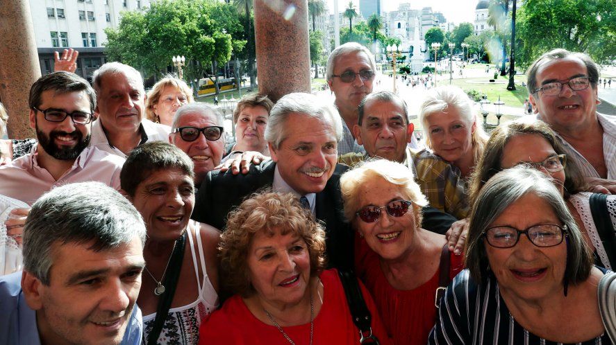 Alberto Fernández propuso que las jubilaciones tengan cuatro aumentos por año
